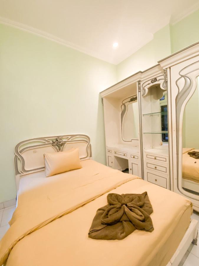 Homestay Kamar Tamu Gedongkiwo Yogyakarta Esterno foto